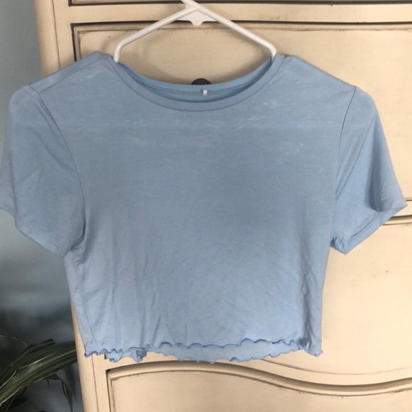 PacSun Tops - Light blue cropped top
